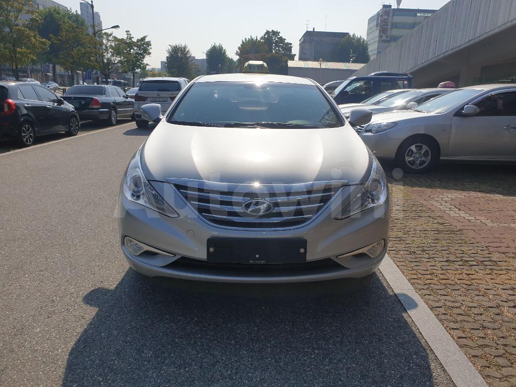 KMHEC41LBDA564705 2013 HYUNDAI YF SONATA TAXI-0