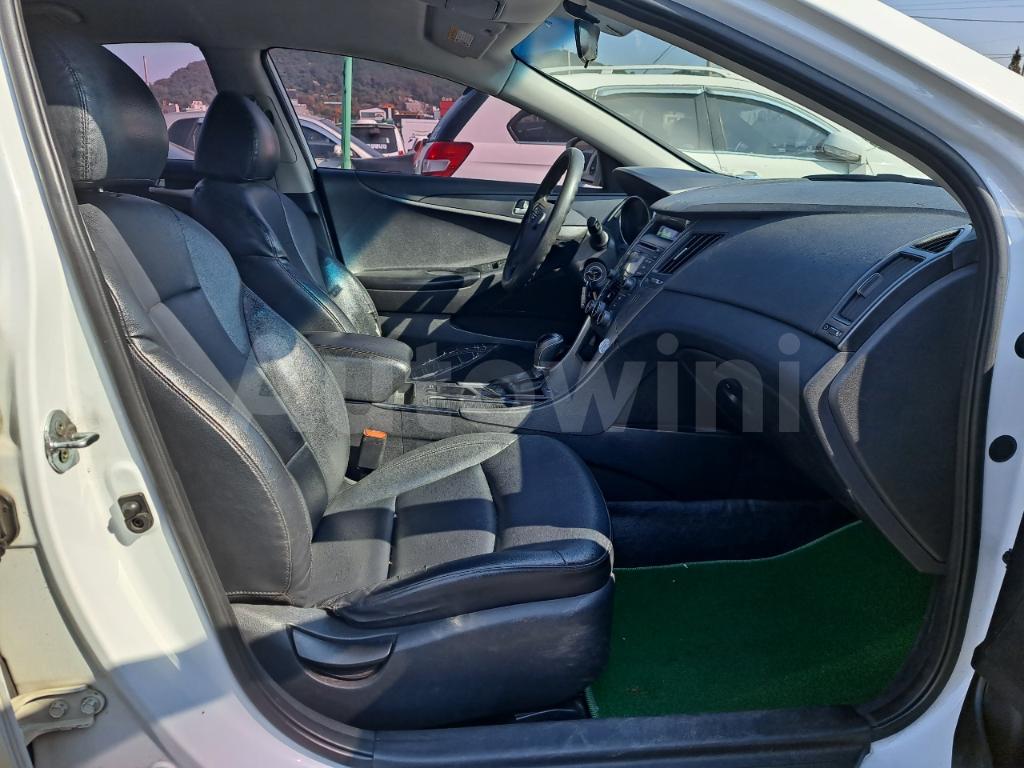 2016 HYUNDAI YF SONATA THE BRILLIANT DELUXE LPG DUAL AIR BAG - 9