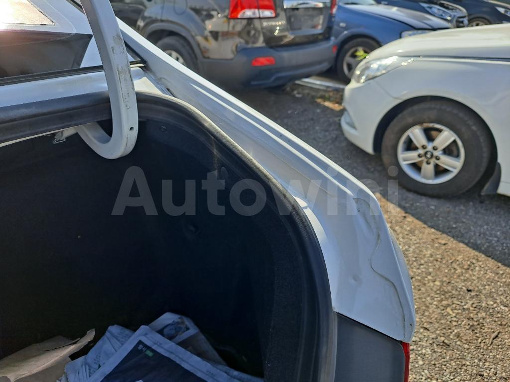2016 HYUNDAI YF SONATA THE BRILLIANT DELUXE LPG DUAL AIR BAG - 26