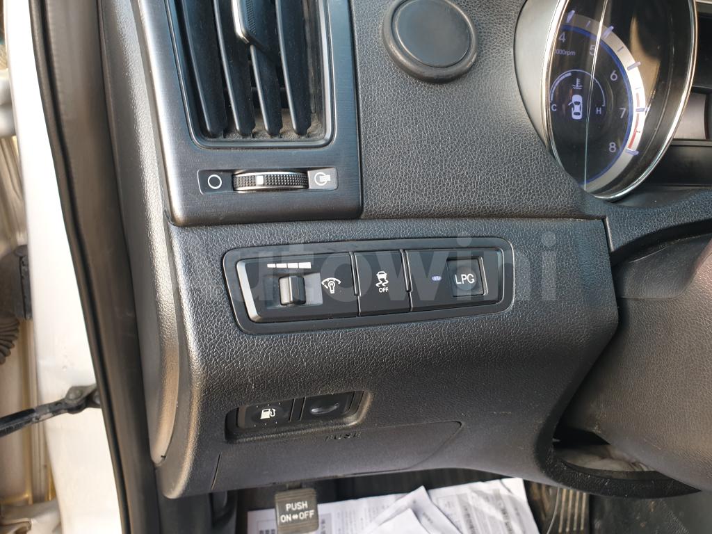 2016 HYUNDAI YF SONATA THE BRILLIANT LPG AIRBAG DELUXE - 21