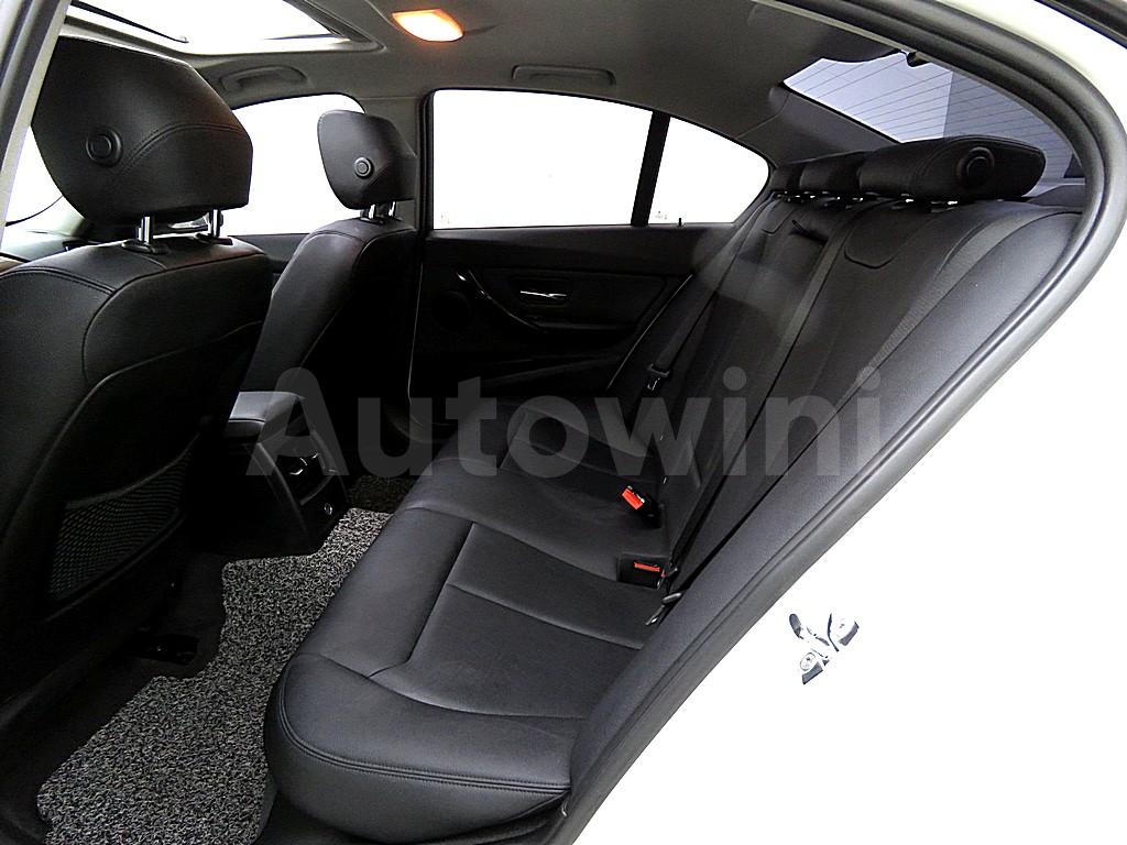 2012 BMW 3 SERIES 320D - 10