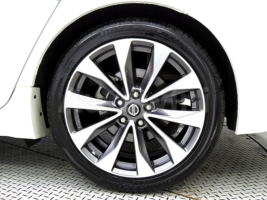 2019 NISSAN MAXIMA A36  3.5 PLATINUM - 17