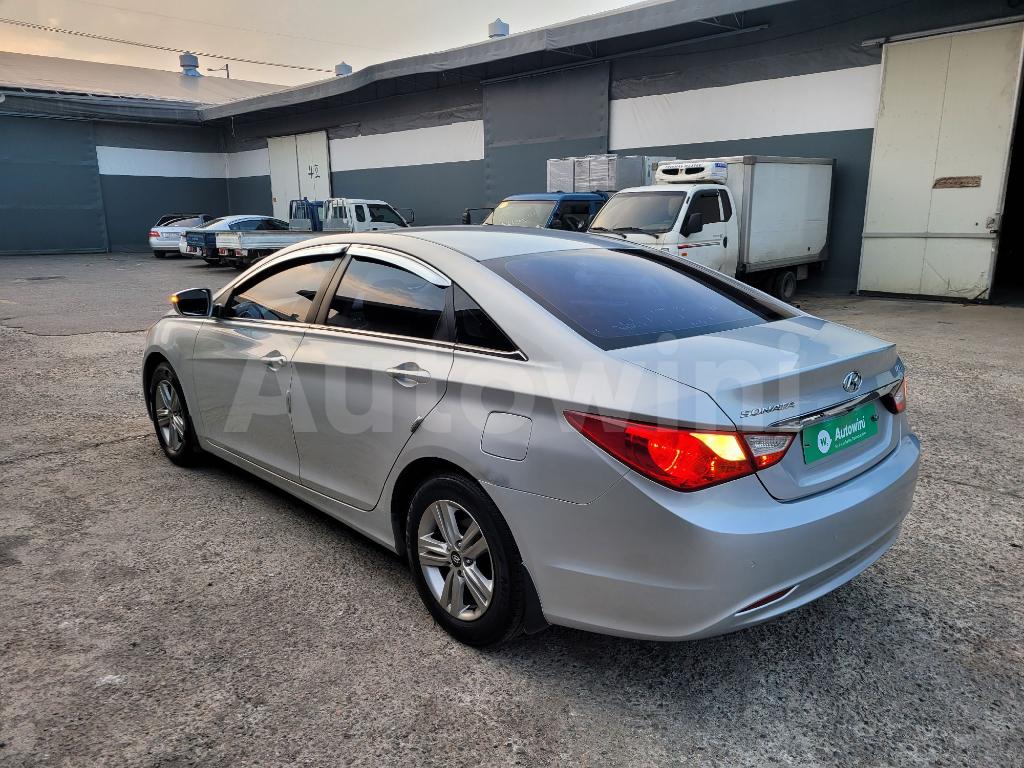 KMHEC41LBDA564812 2013 HYUNDAI YF SONATA ANDROID LPG AT-3