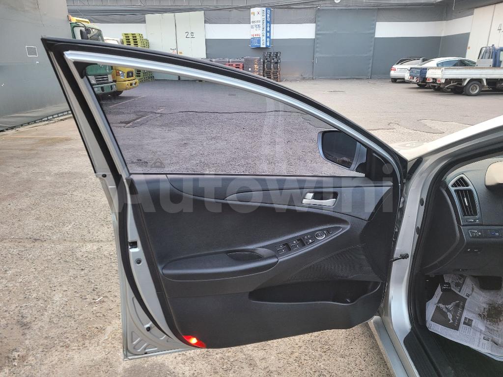 2013 HYUNDAI YF SONATA ANDROID LPG AT - 9