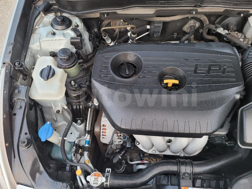 2013 HYUNDAI YF SONATA ANDROID LPG AT - 31