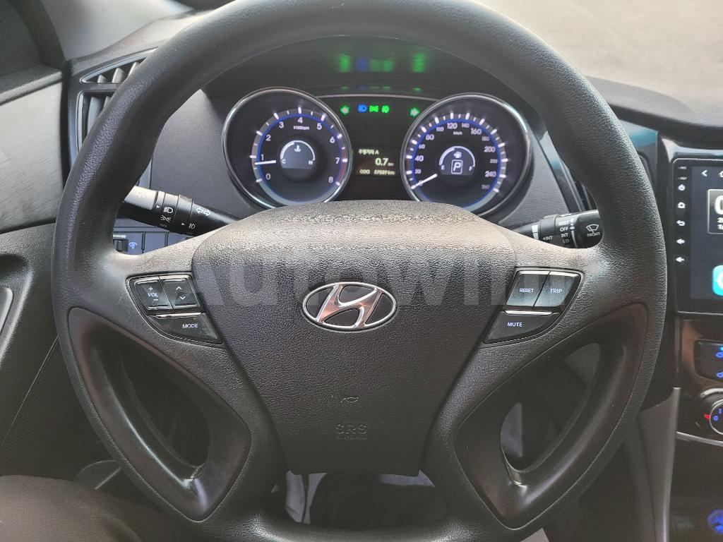 2013 HYUNDAI YF SONATA ANDROID LPG AT - 36