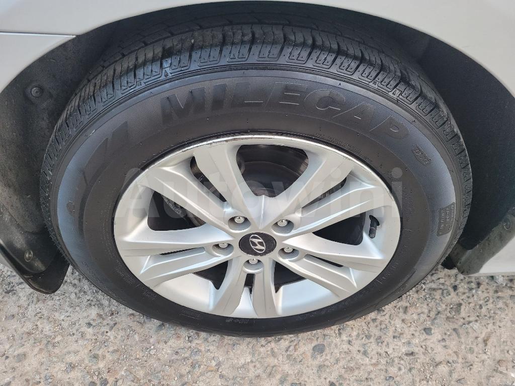 2013 HYUNDAI YF SONATA ANDROID LPG AT - 47