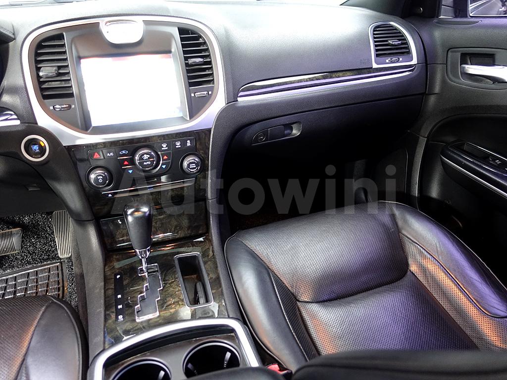 2012 CHRYSLER  300C 3.0 - 10