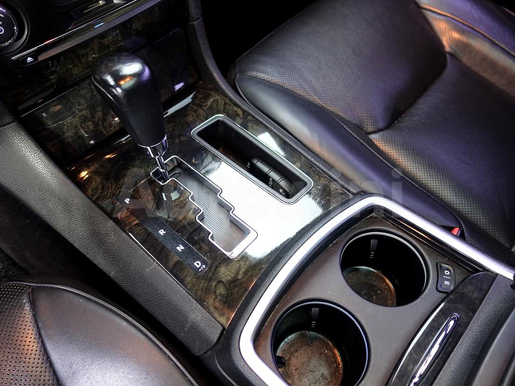 2012 CHRYSLER  300C 3.0 - 12