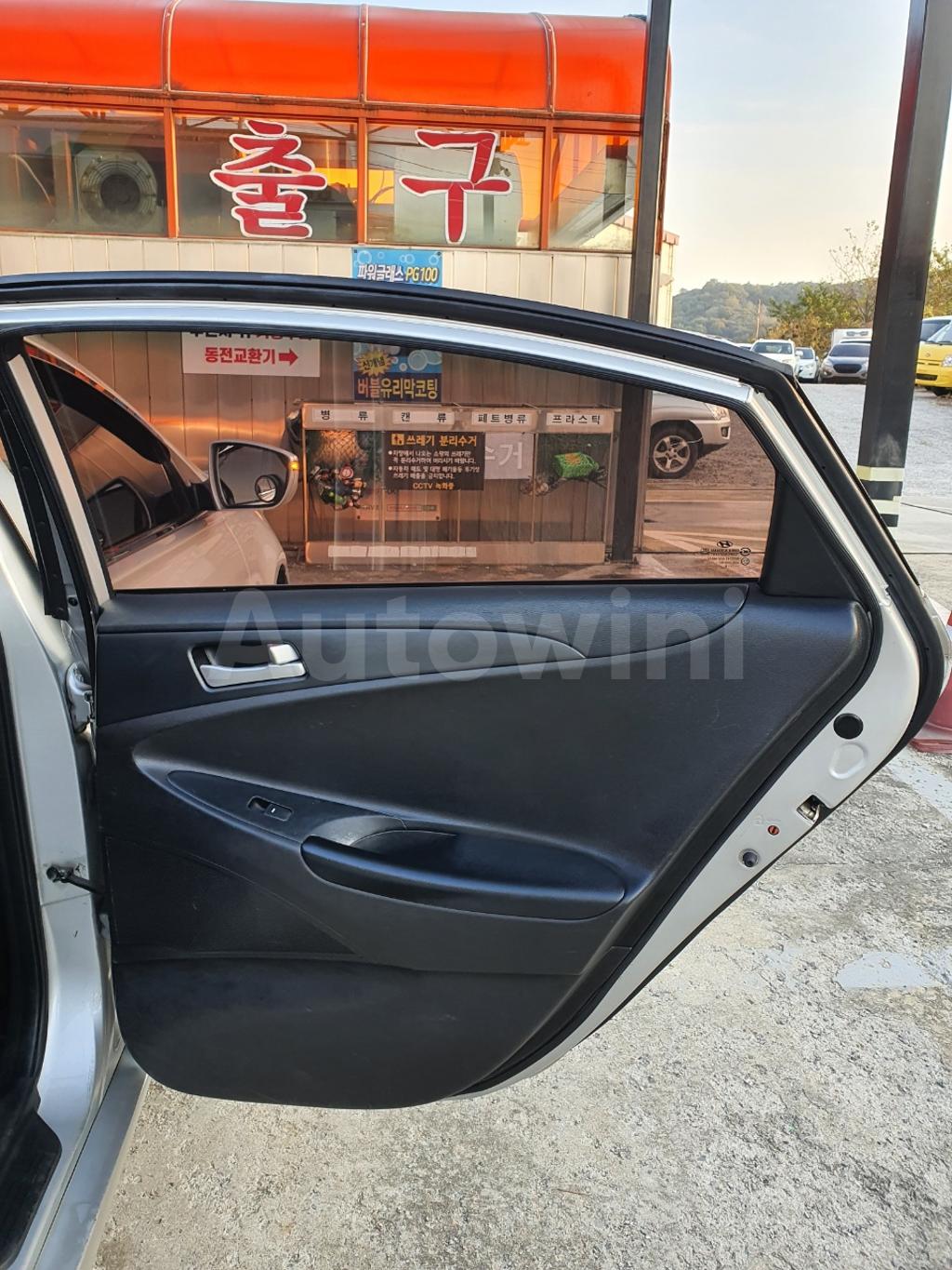 2014 HYUNDAI YF SONATA TAXI - 11
