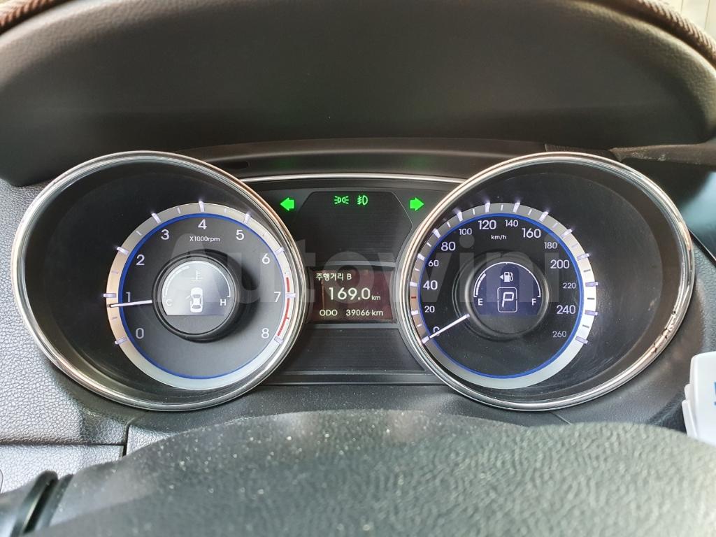 2014 HYUNDAI YF SONATA TAXI - 31