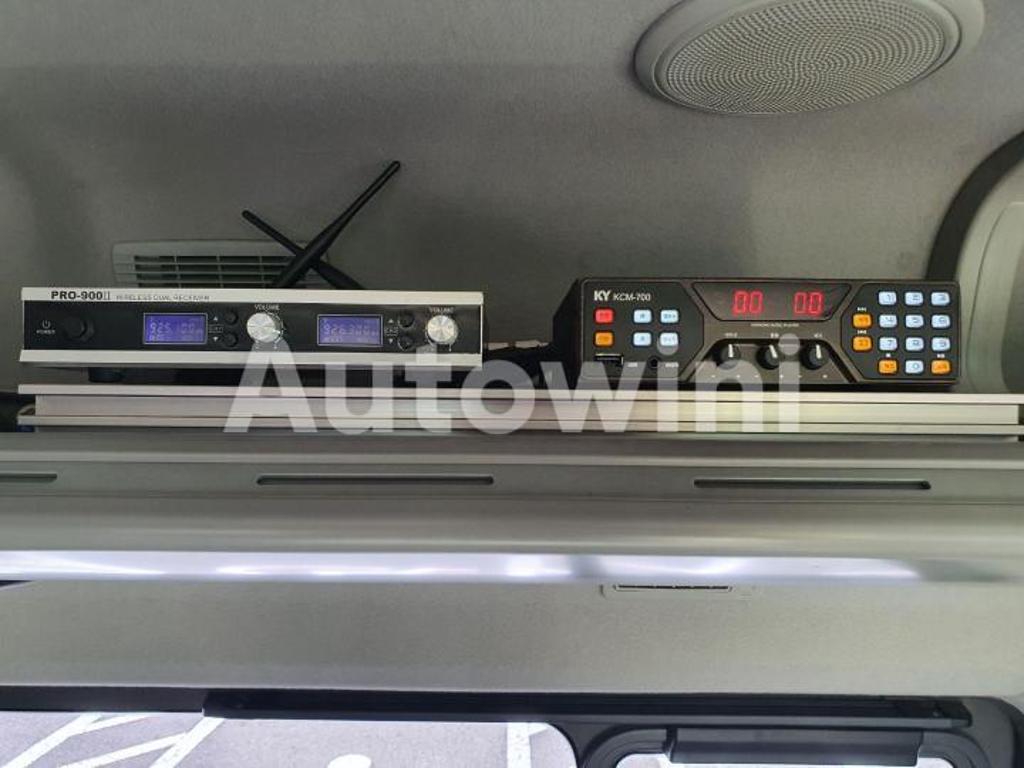 2016 HYUNDAI SOLATI LEXERY ACCIDENT-FREE 15-SEATER - 7