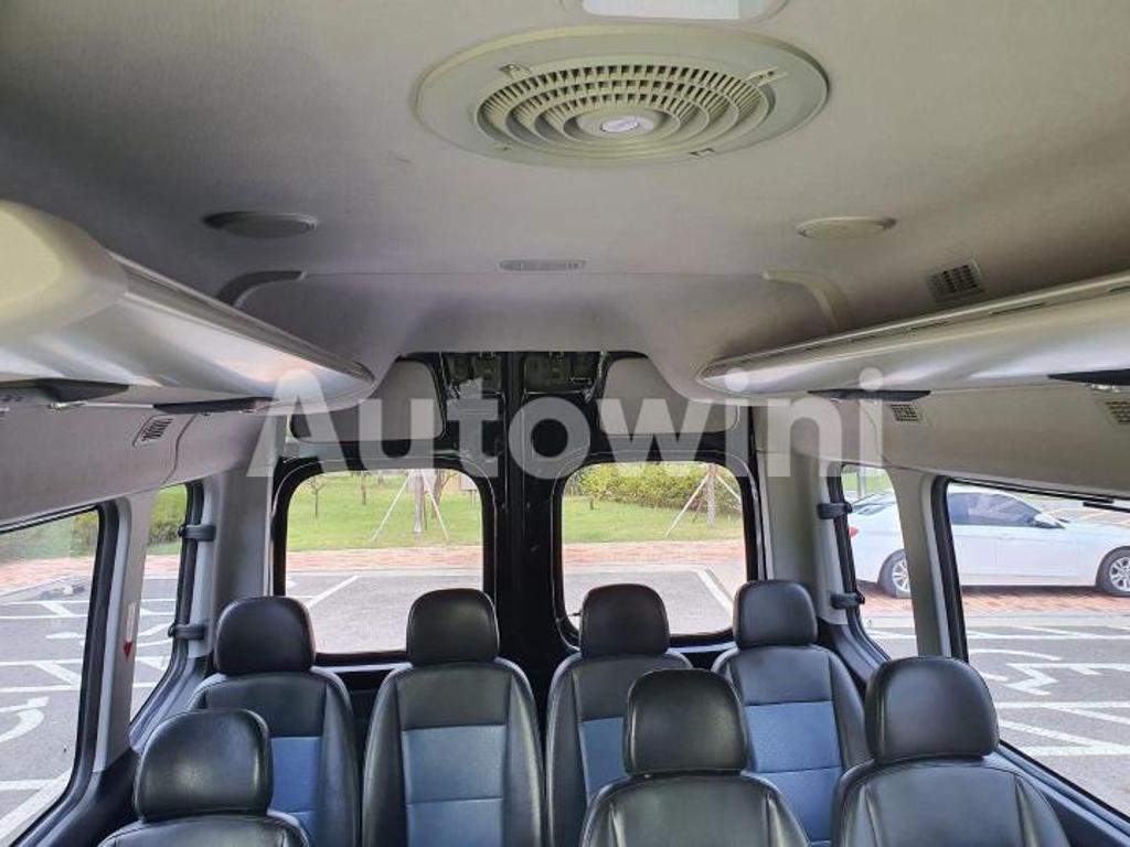 2016 HYUNDAI SOLATI LEXERY ACCIDENT-FREE 15-SEATER - 8