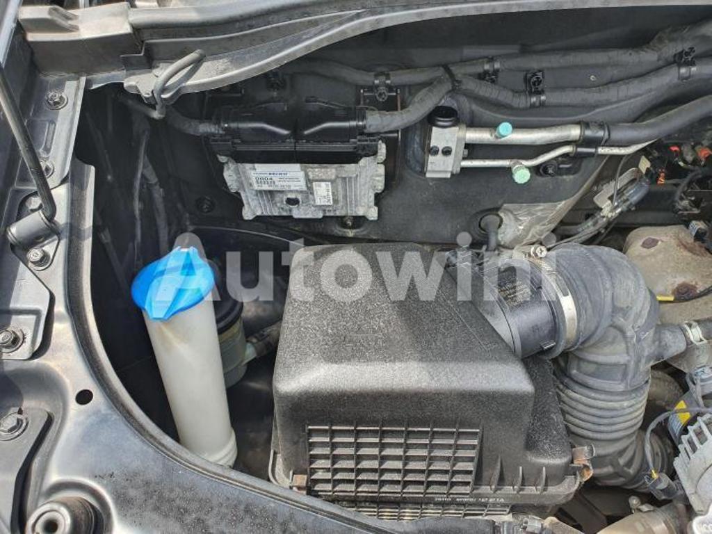 2016 HYUNDAI SOLATI LEXERY ACCIDENT-FREE 15-SEATER - 19