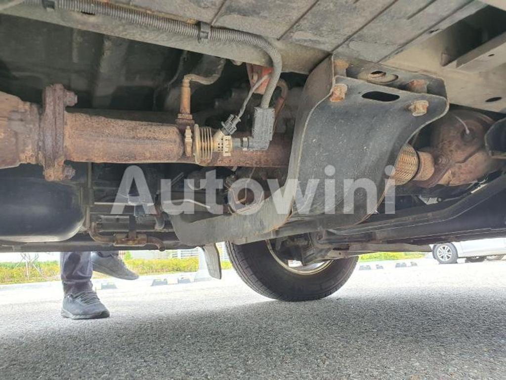 2016 HYUNDAI SOLATI LEXERY ACCIDENT-FREE 15-SEATER - 29