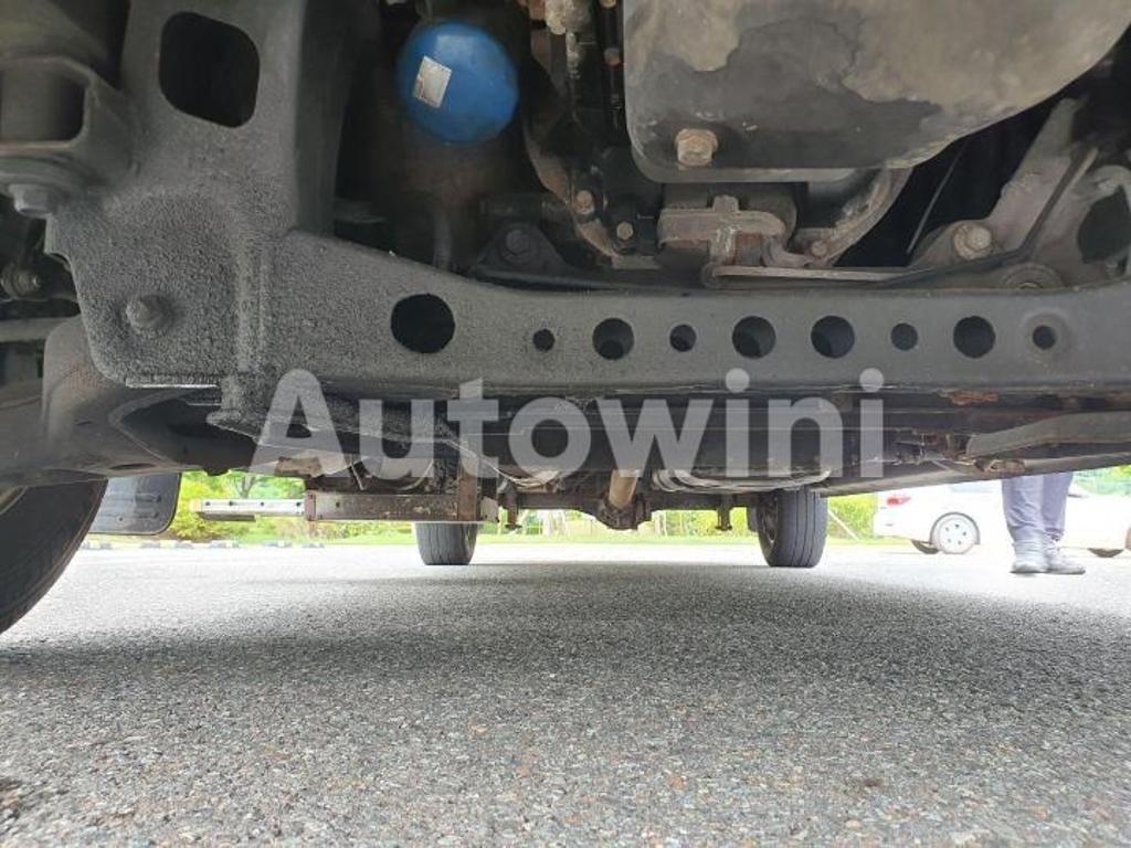 2016 HYUNDAI SOLATI LEXERY ACCIDENT-FREE 15-SEATER - 31