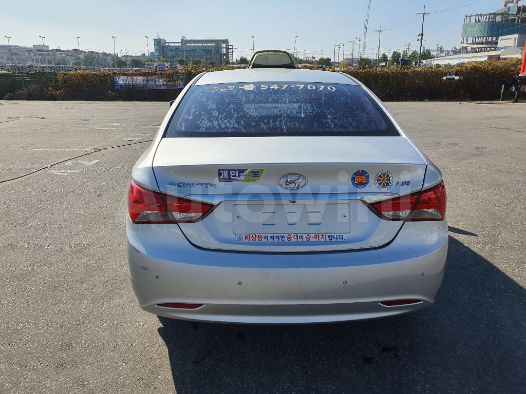 KMHCL41LBEA577185 2014 HYUNDAI YF SONATA PRIVATE TAXI-3
