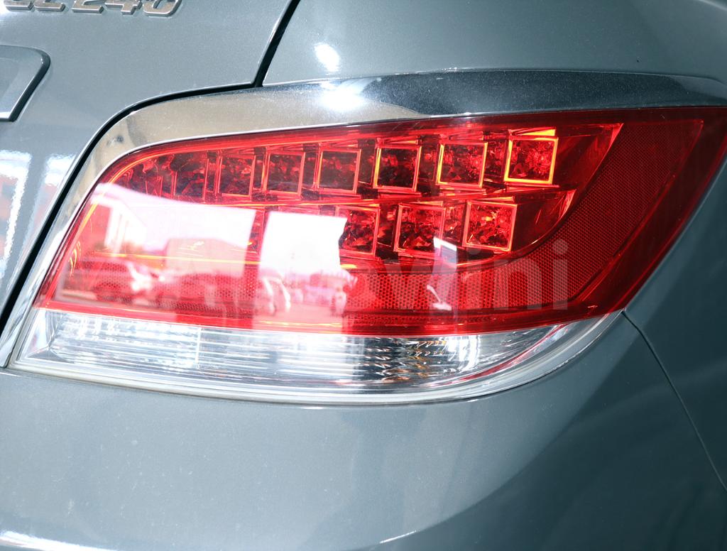 2011 GM DAEWOO (CHEVROLET) ALPHEON EX240 / SUNROOF - 13