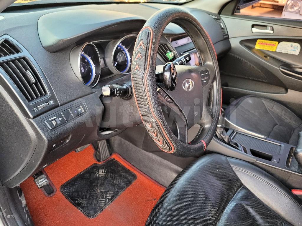 2014 HYUNDAI YF SONATA LPG - 23