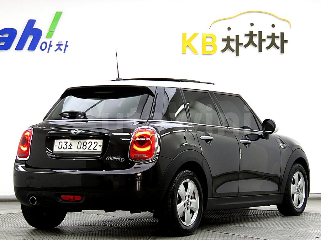 WMWXT3103G2C96832 2016 MINI COOPER D 1.5 MID GEN 3-3