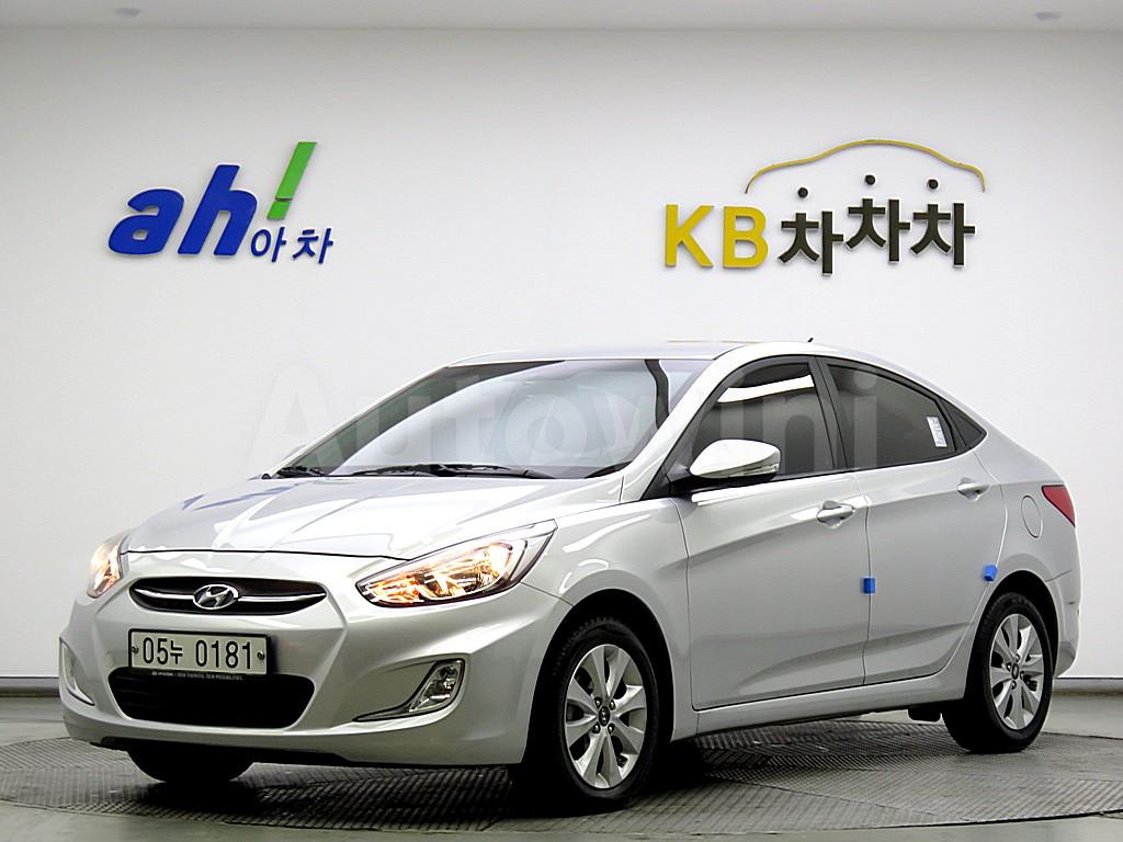 KMHCT41BEHU217612 2017 HYUNDAI ACCENT  1.4 VVT MODERN-0