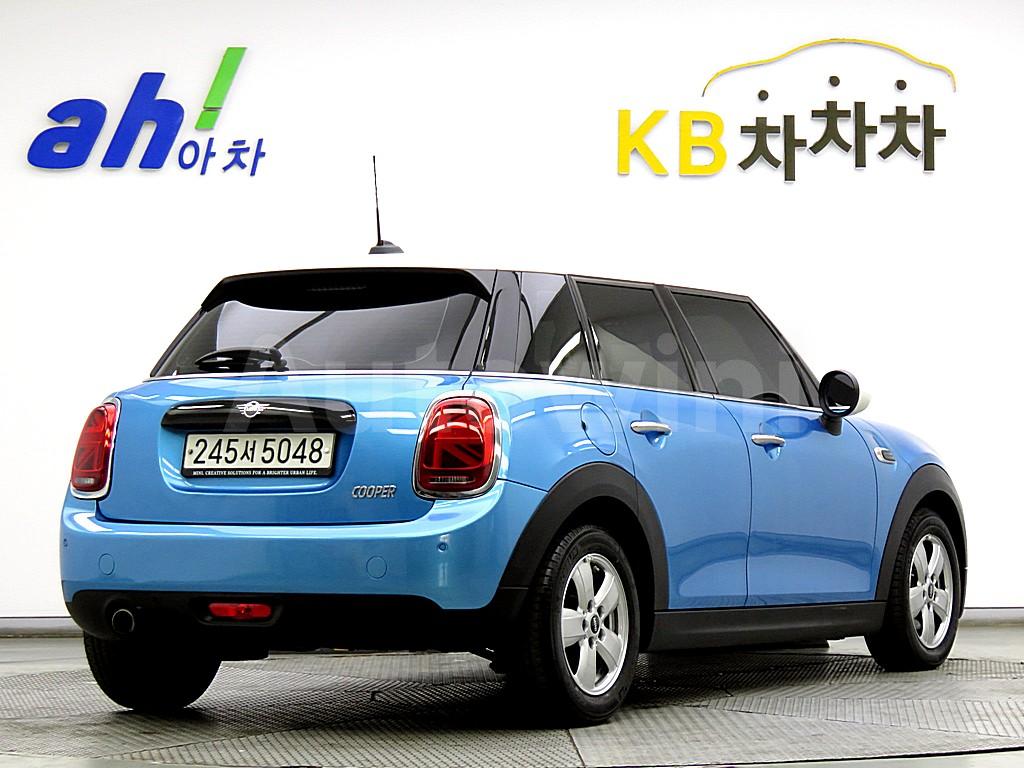 WMWXU1108K2L19173 2019 MINI COOPER 1.5 5-DOOR BASIC-2