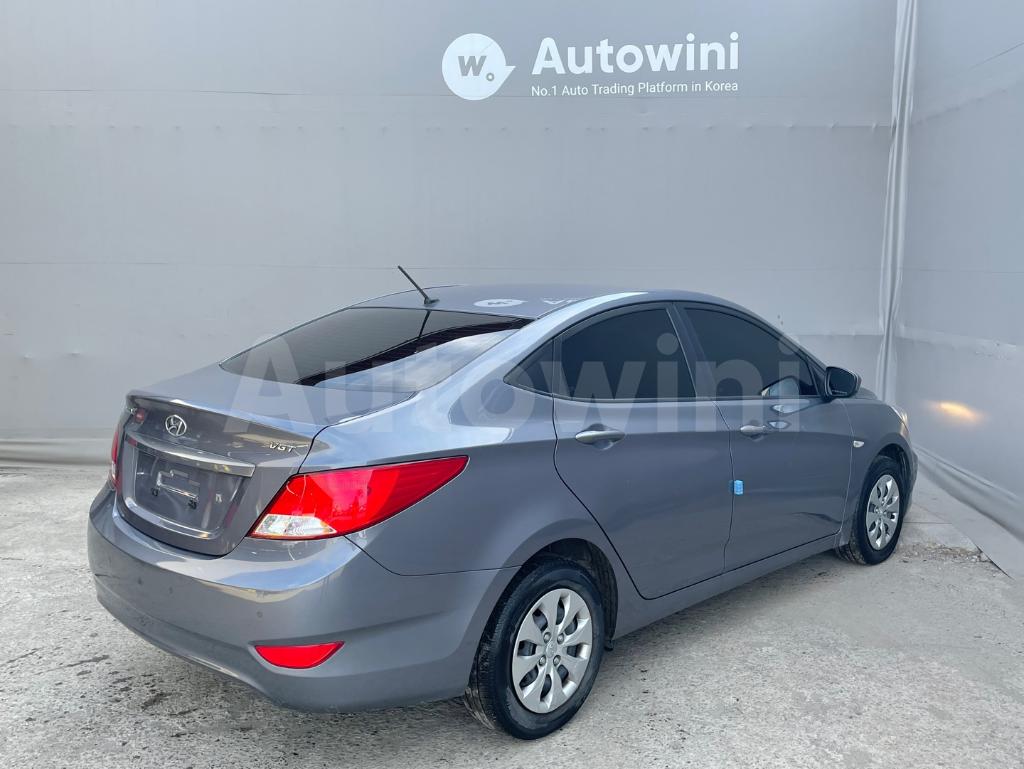 2017 HYUNDAI ACCENT  NO ACCIDENT, NO PAINTING - 7