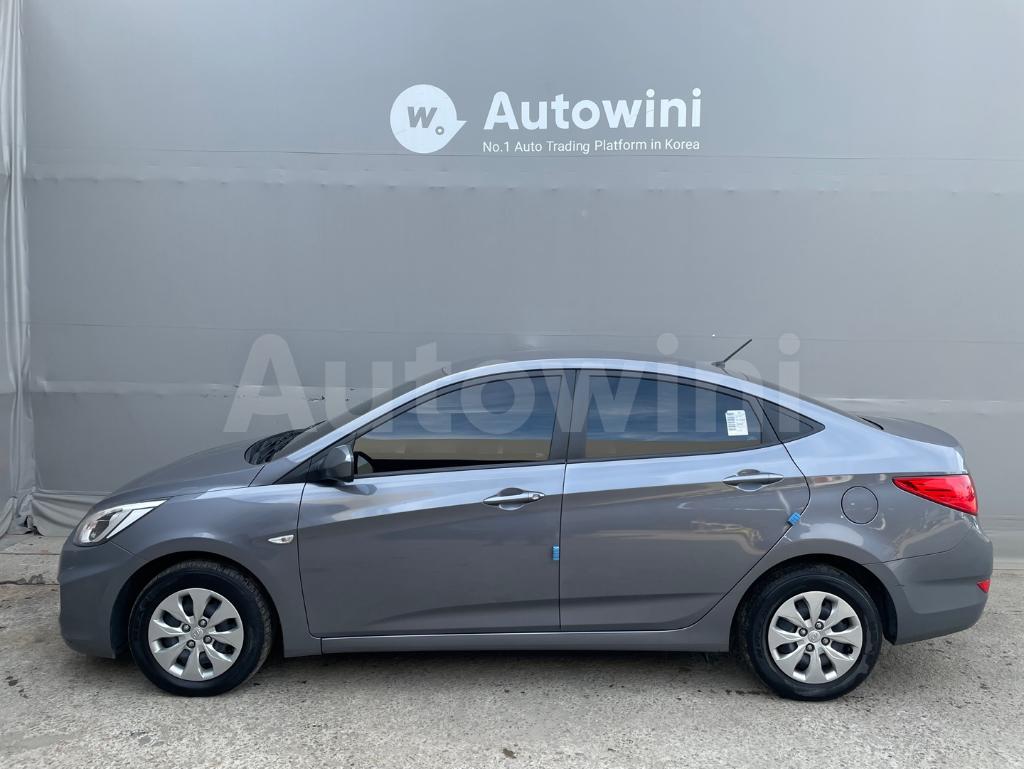 2017 HYUNDAI ACCENT  NO ACCIDENT, NO PAINTING - 10