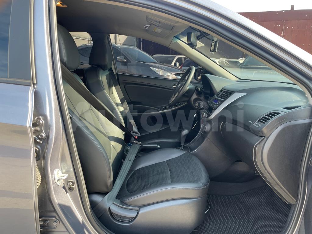 2017 HYUNDAI ACCENT  NO ACCIDENT, NO PAINTING - 28