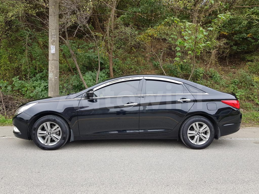 KMHEC41LBDA547819 2013 HYUNDAI YF SONATA [ABS+A/T+LPG]-3