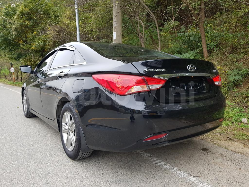 KMHEC41LBDA547819 2013 HYUNDAI YF SONATA [ABS+A/T+LPG]-4