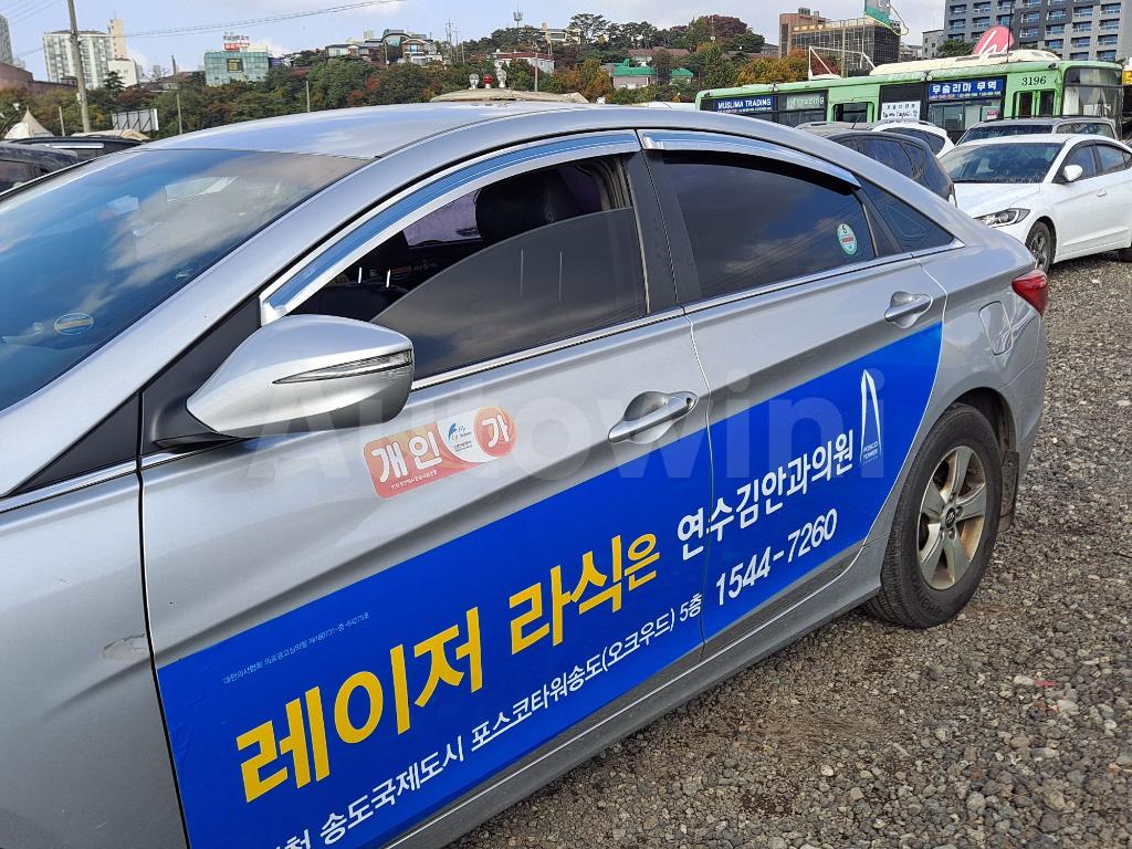 KMHEC41LBEA618671 2014 HYUNDAI YF SONATA PRIVATE TAXI-2