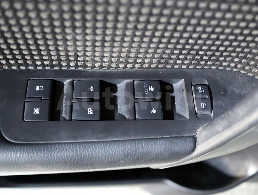 2010 GM DAEWOO (CHEVROLET) WINSTORM LS / 7SEATS / AUTO - 30