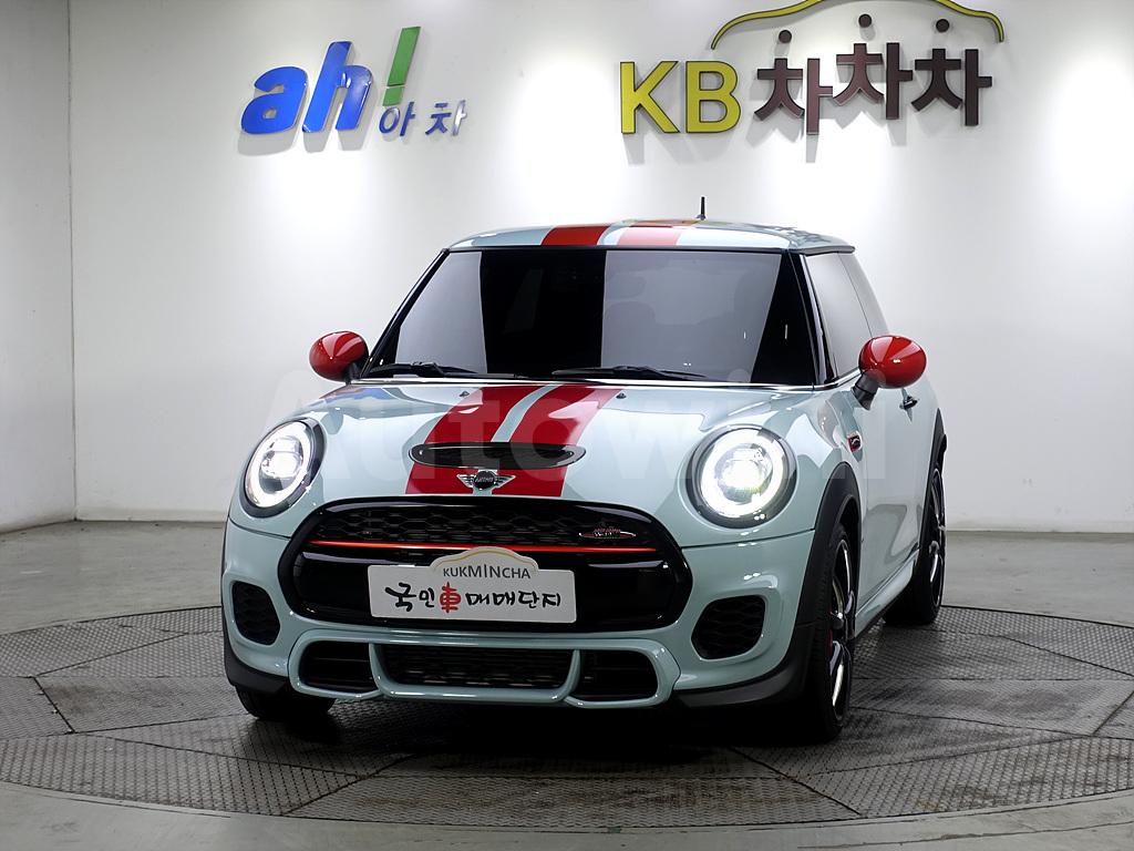 WMWXM9102K2H04956 2019 MINI COOPER S JOHN COOPER WORKS-1