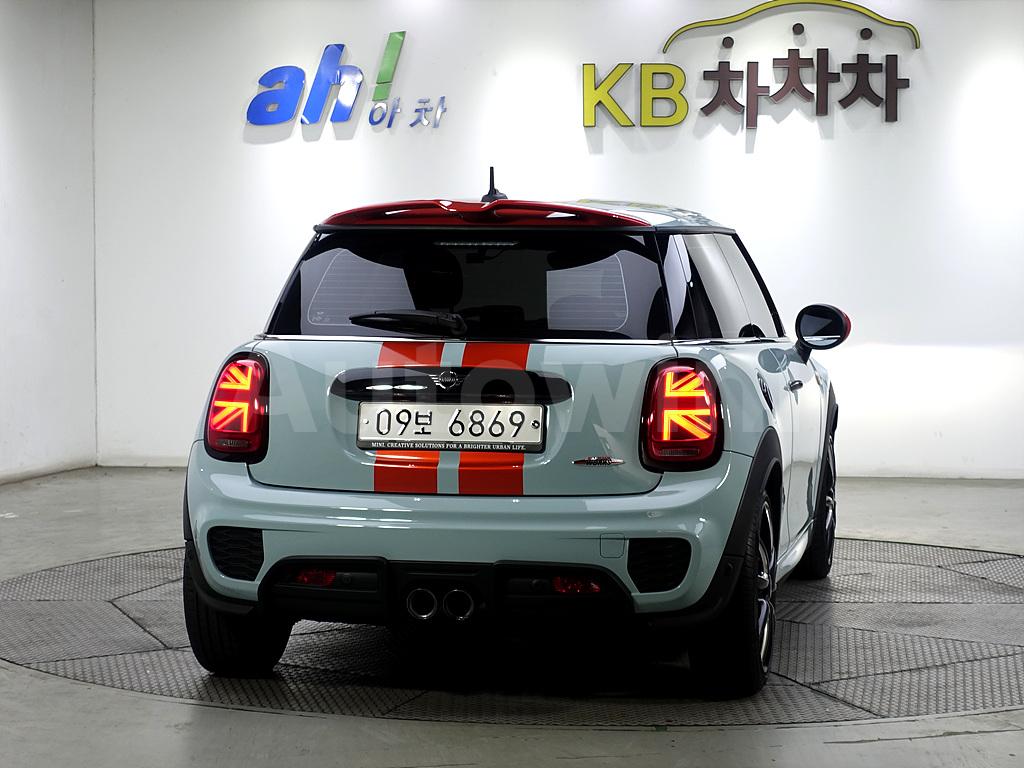 WMWXM9102K2H04956 2019 MINI COOPER S JOHN COOPER WORKS-2