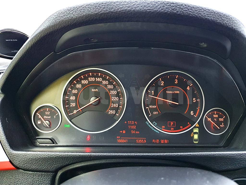 2012 BMW 3 SERIES F30  320D SPORTS - 7