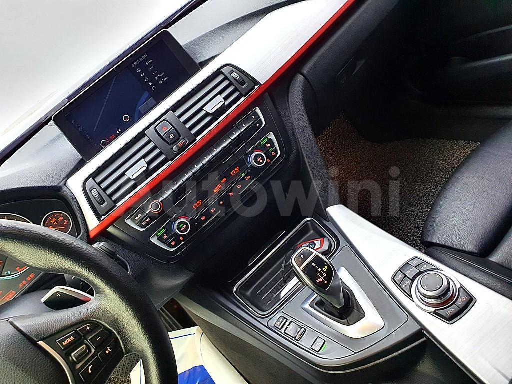 2012 BMW 3 SERIES F30  320D SPORTS - 11