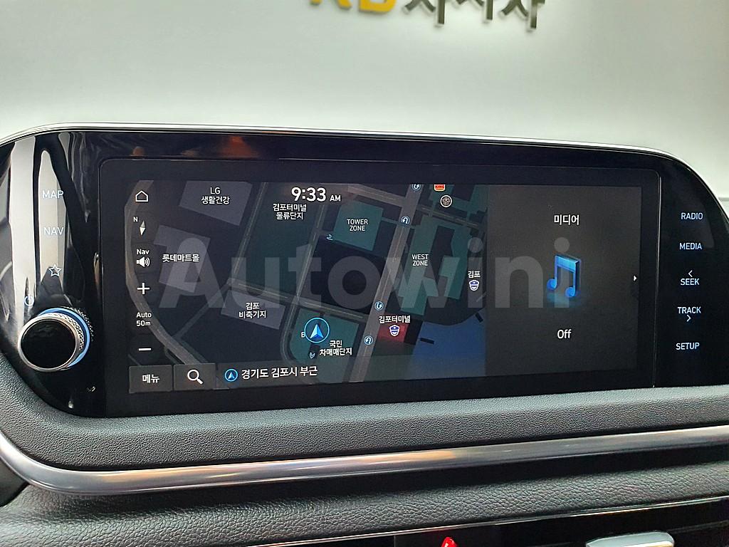 2020 HYUNDAI SONATA DN8 1.6T PREMIUM FAMILY - 11