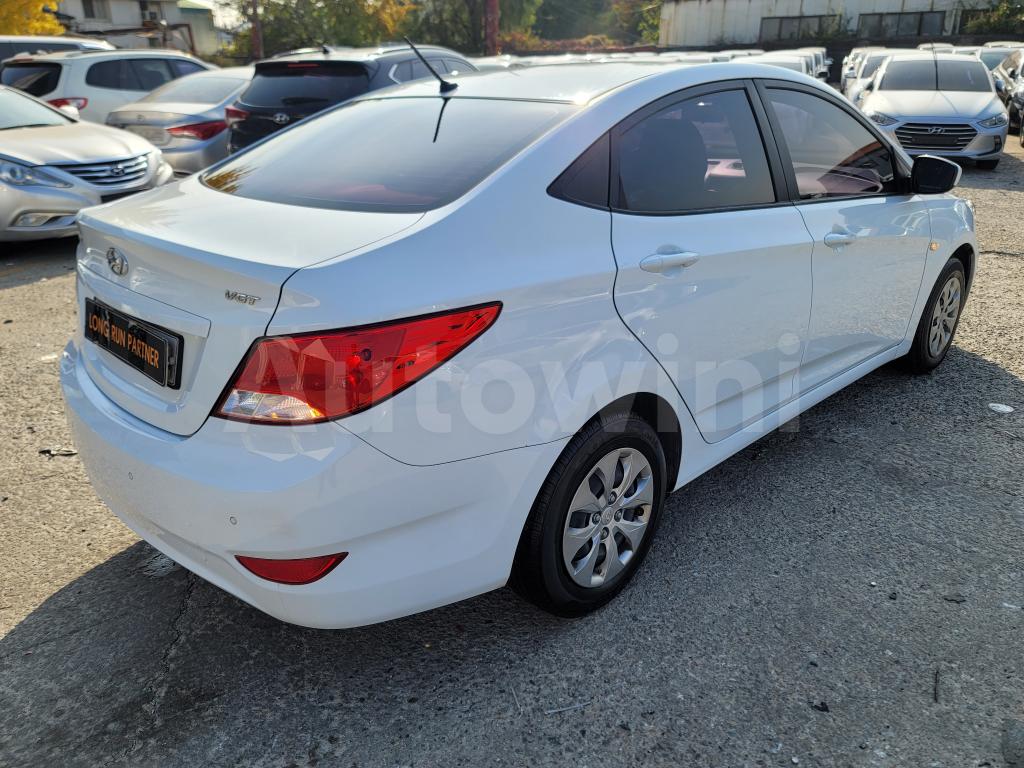 KMHCS41UGHU314488 2017 HYUNDAI ACCENT  DIESEL REAR-S. ※NO ACCIDENT※-4