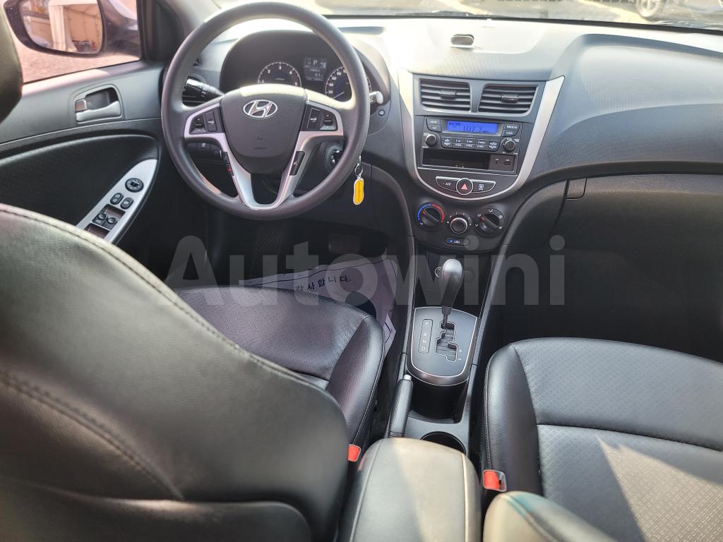 2017 HYUNDAI ACCENT  DIESEL REAR-S. ※NO ACCIDENT※ - 25