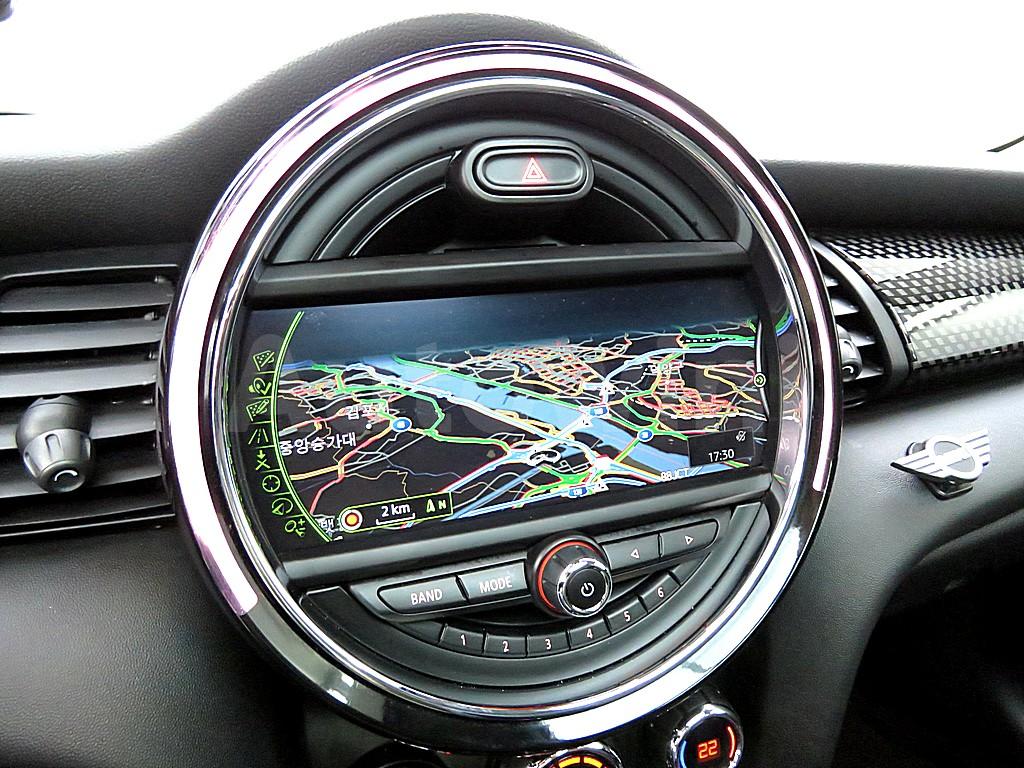 2016 MINI COOPER S 2.0 5-DOOR BASIC GEN 3 - 12