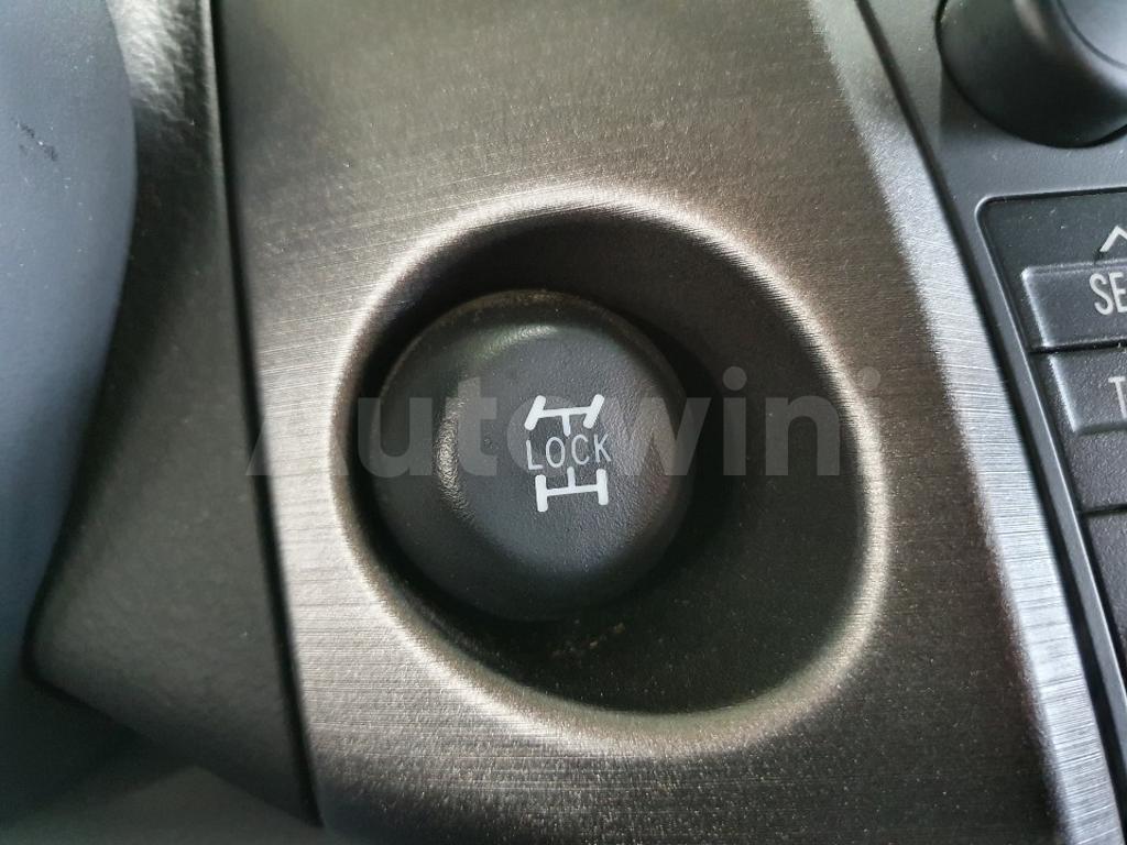 2012 TOYOTA RAV4 2.5 4WD// GOOD CONDITION - 35