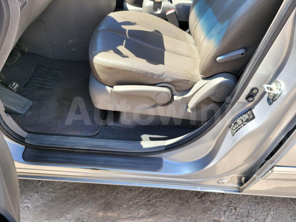 2010 KIA GRAND CARNIVAL SEDONA 12SEATS REAR CAM AUTO - 11