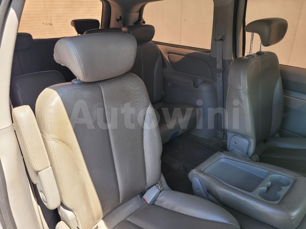 2010 KIA GRAND CARNIVAL SEDONA 12SEATS REAR CAM AUTO - 20