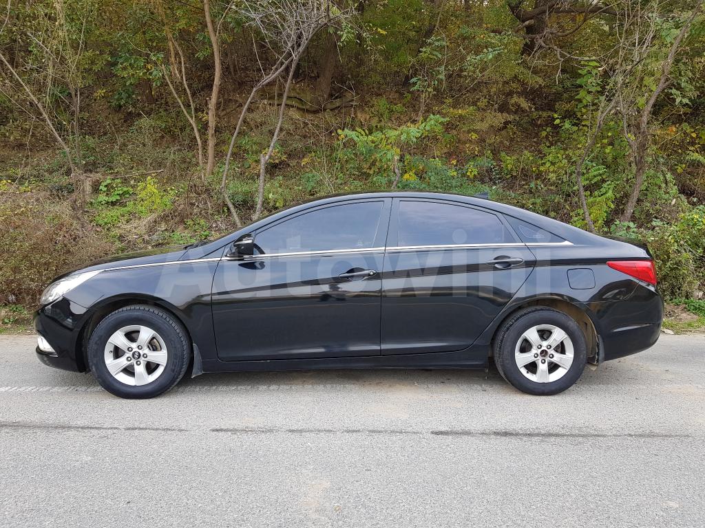 KMHEC41LBDA522086 2013 HYUNDAI YF SONATA [ABS+A/T+LPG]-3