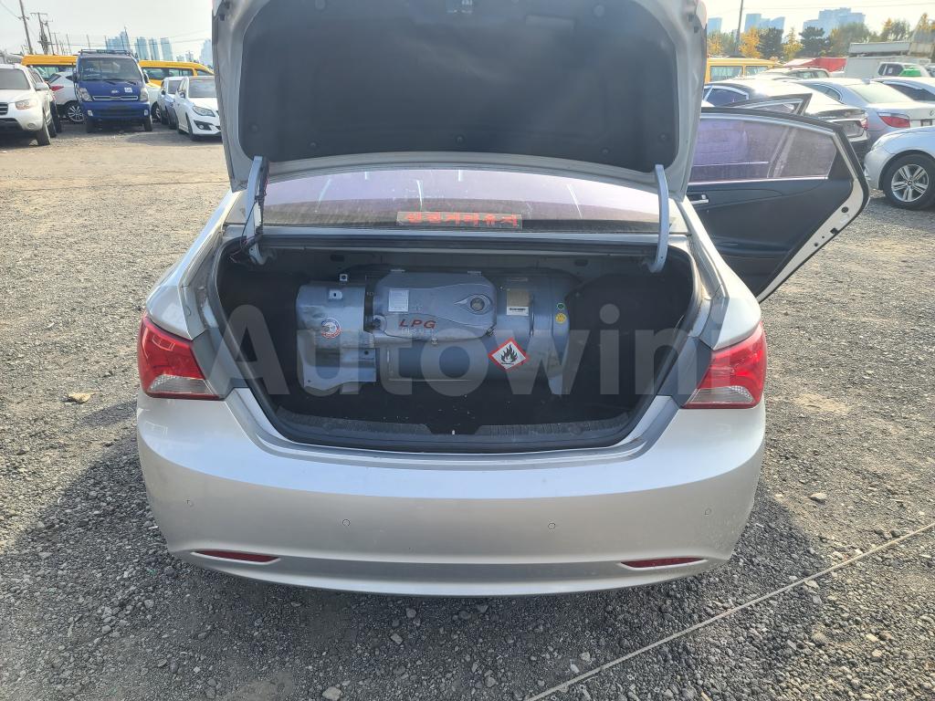 2013 HYUNDAI YF SONATA LPG TAXI - 21