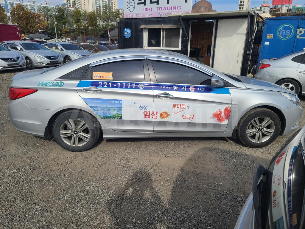2013 HYUNDAI YF SONATA LPG TAXI - 7