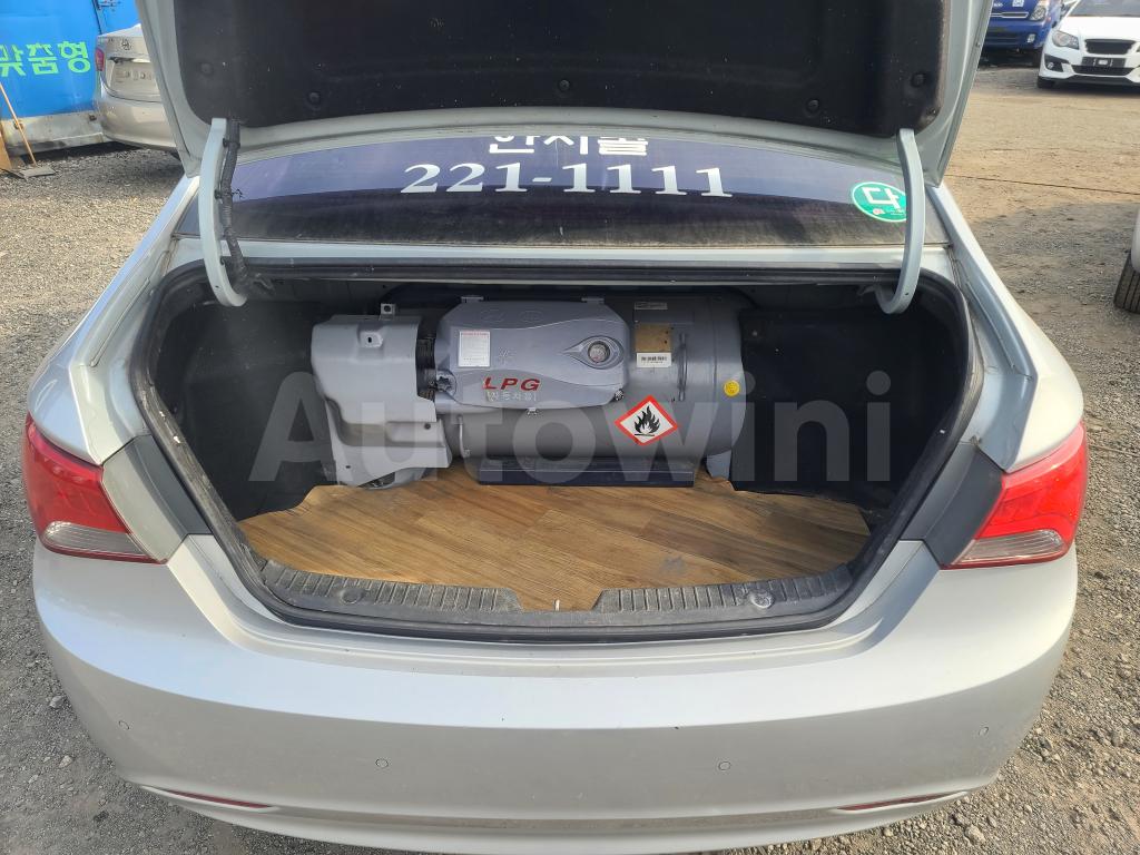 2013 HYUNDAI YF SONATA LPG TAXI - 12