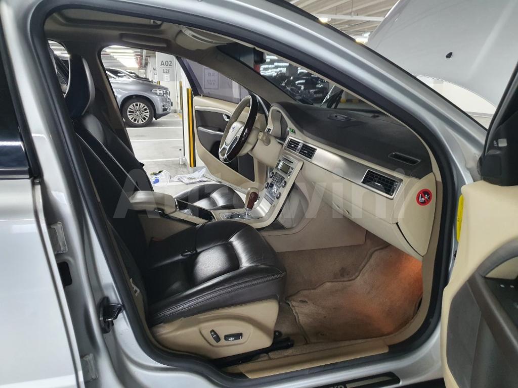 2010 VOLVO XC70 D5 3TH GEN//S.KEY NAVI SUNROOF - 28
