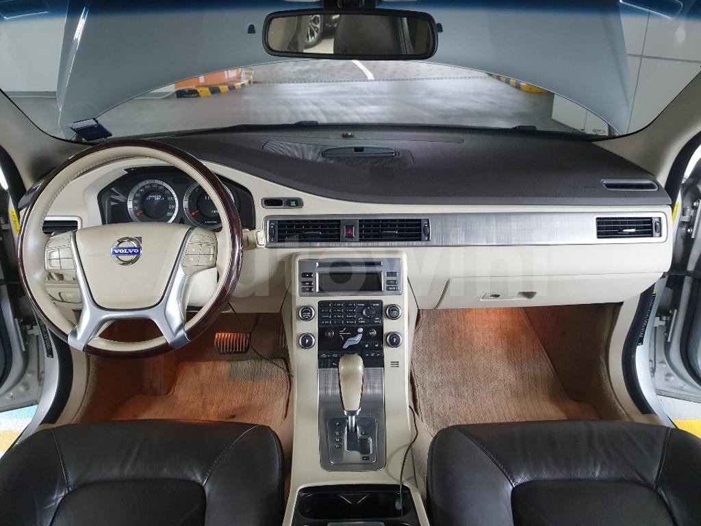 2010 VOLVO XC70 D5 3TH GEN//S.KEY NAVI SUNROOF - 31
